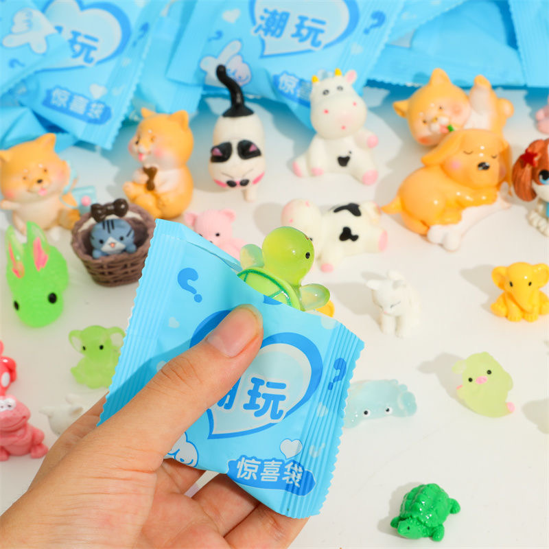 40 Pieces/Set Random Cartoon B - Resin Craft Ideas recension och pris